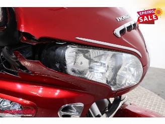 Honda GL 1800 Gold Wing GL 1800 Gold Wing Dual C-ABS Deluxe Cruise Radio Reverse picture 11