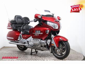 Honda GL 1800 Gold Wing GL 1800 Gold Wing Dual C-ABS Deluxe Cruise Radio Reverse picture 2