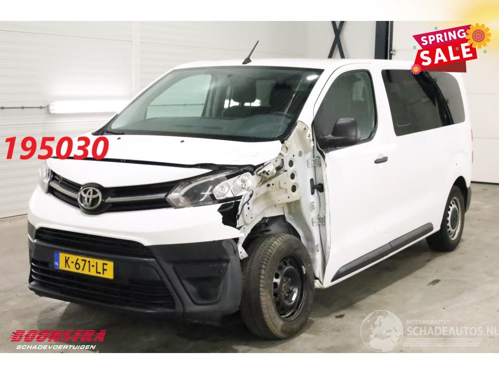 Toyota Proace 1.5 D-4D 9-Pers. Navigator Medium Navi Airco Cruise PDC