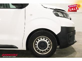 Toyota Proace 1.5 D-4D 9-Pers. Navigator Medium Navi Airco Cruise PDC picture 5