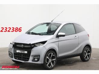 skadebil brommobiel Aixam  E Coupe Premium Leder Bluetooth Camera 2021/11