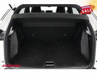 Peugeot e-2008 EV Allure Pack 50 kWh Virtual Apple/Android Cruise Camera picture 26