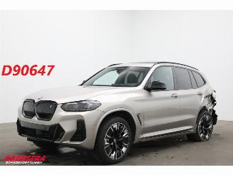 krockskadad bil auto BMW iX3 80 kWh M-Sport Pano LED ACC HUD H/K Memory Camera SHZ 2024/6