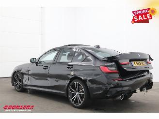 BMW 3-serie 330i M-Sport Schuifdak LEDER LED HUD Memory ACC H/K picture 4