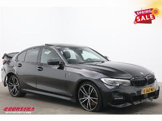 BMW 3-serie 330i M-Sport Schuifdak LEDER LED HUD Memory ACC H/K picture 2