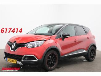 skadebil auto Renault Captur 0.9 TCe Helly Hansen Navi Clima Cruise PDC 72.404 km! 2015/4