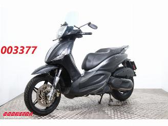 damaged motor cycles Piaggio  350 Beverly Sport ABS 2017/3