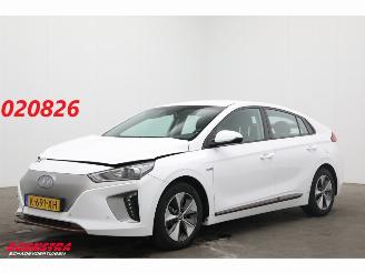 krockskadad bil auto Hyundai Ioniq Comfort EV Infinity ACC Navi Clima Camera 2017/12