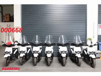 begagnad bil bromfiets Silence  S02 Low Strength 5.6kWh 7X!! 45 km/h Mail/Post 2021/12