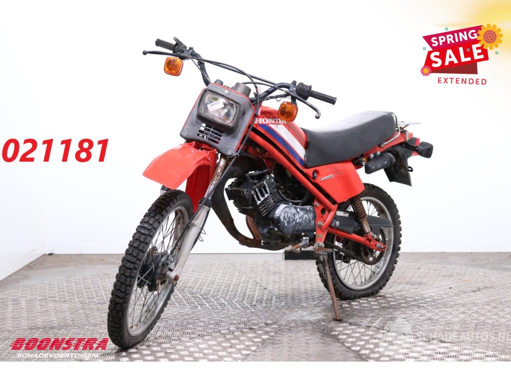 Honda  MT5
