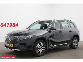 krockskadad bil auto Mercedes EQB 250 Luxury Line 67 kWh Leder Navi Clima Cruise Camera SHZ 2023/5