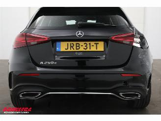 Mercedes A-klasse 250 e AMG Pano LED ACC Apple/Android Camera SHZ 2.435 km! picture 5