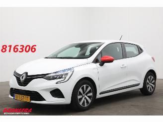 krockskadad bil auto Renault Clio 1.0 TCe 90 Equilibre Navi Airco Cruise PDC 2022/11