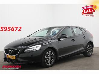 Coche accidentado Volvo V-40 1.5 T2 Aut. Momentum LED Navi Clima Cruise SHZ PDC 2019/6
