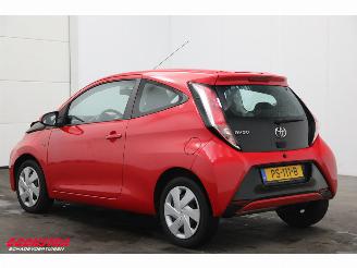 Toyota Aygo 1.0 VVT-i x-play Aut. Bluetooth Airco Cruise Camera picture 4