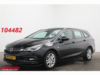 škoda osobní automobily Opel Astra Sports Tourer 1.6 CDTI Edition Navi Airco Cruise PDC AHK 2017/8