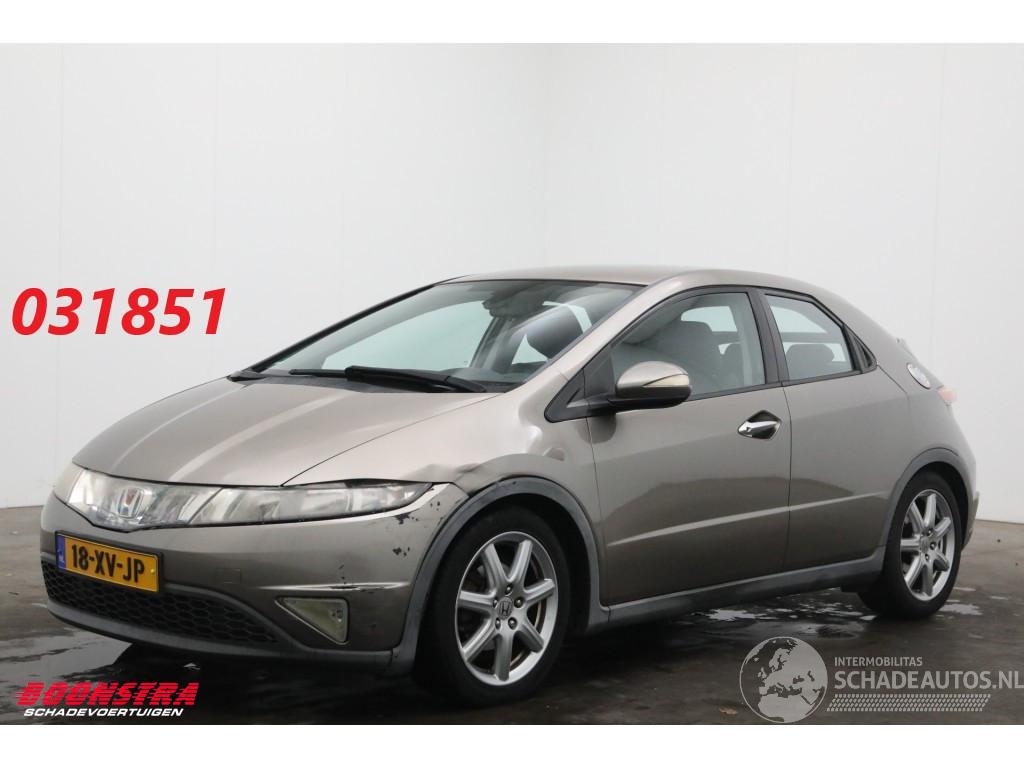 Honda Civic 1.8 Aut. Sport Leder Clima Cruise PDC AHK 140.110 km!