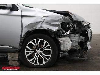 Mitsubishi Outlander 2.0 Executive Edition Navi Clima Cruise Camera PDC AHK picture 5