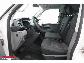 Volkswagen Transporter 2.0 TDI 150 PK DSG L2-H1 Navi Airco Cruise AHK 53.404 km! picture 17