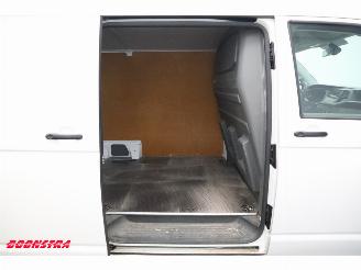 Volkswagen Transporter 2.0 TDI 150 PK DSG L2-H1 Navi Airco Cruise AHK 53.404 km! picture 13