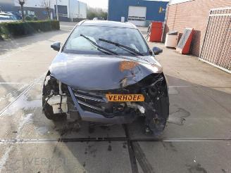 Schadeauto Toyota Avensis Avensis Wagon (T27), Combi, 2008 / 2018 2.0 16V D-4D-F 2015/4