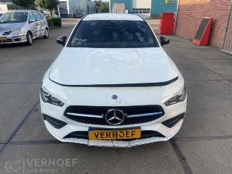 Vrakbiler auto Mercedes Cla-klasse CLA Shooting Brake (118.6), Combi, 2019 2.0 CLA-250 Turbo 16V 2019/12