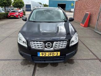 damaged passenger cars Nissan Qashqai Qashqai (J10), SUV, 2007 / 2014 2.0 16V 2009/5