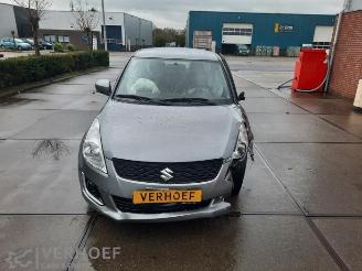 krockskadad bil motor Suzuki Swift Swift (ZA/ZC/ZD), Hatchback, 2010 / 2017 1.2 16_ 2015/7