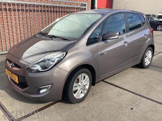 Vrakbiler auto Hyundai Ix20 iX20 (JC), SUV, 2010 / 2019 1.6i 16V 2011/3