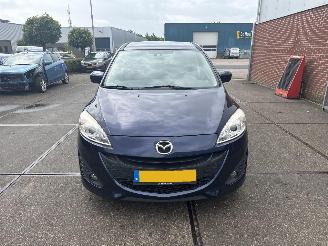 krockskadad bil auto Mazda 5  2011/4