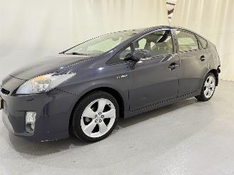damaged passenger cars Toyota Prius HB 1.8 Dual VVT-i Hybrid Dynamic 2009/8