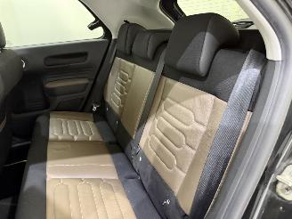 Citroën C4 cactus 1.6 Blue HDI 100 Shine Pano/Navi picture 40