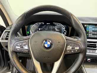 BMW 3-serie Touring 330e Advantage Aut picture 26