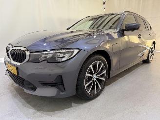 BMW 3-serie Touring 330e Advantage Aut picture 3