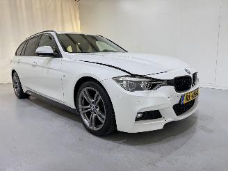 krockskadad bil auto BMW 3-serie Touring 320i Corp.Executive M Sport 2018/1