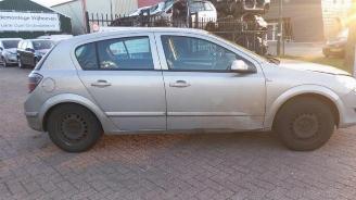 Opel Astra Astra H (L48), Hatchback 5-drs, 2004 / 2010 1.6 16V picture 8