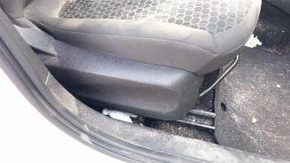 Opel Corsa-E Corsa E, Hatchback, 2014 1.4 16V picture 14