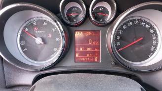 Opel Astra Astra J (PC6/PD6/PE6/PF6), Hatchback 5-drs, 2009 / 2015 1.7 CDTi 16V 110 picture 31