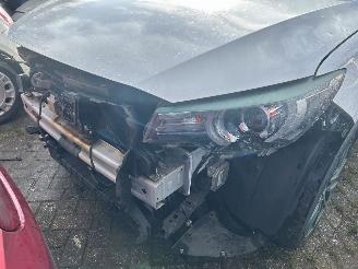 MG ZS EV Luxury  45 kWh picture 2