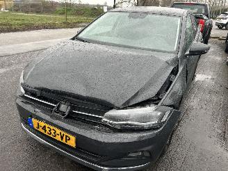 Volkswagen Polo 1.0 TSI  ( Panoramadak ) picture 1