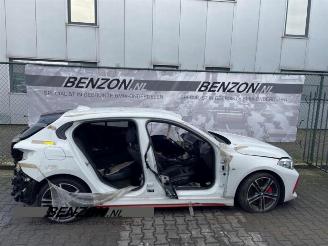 occasion passenger cars BMW 1-serie  2020/10