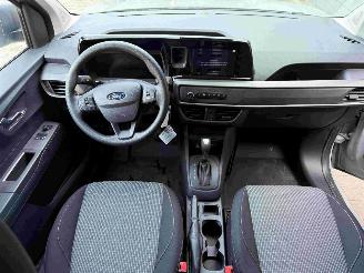 Ford Transit Courier Van  picture 2