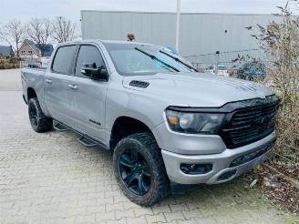 Vrakbiler auto Dodge Ram 1500 Crew Cab (DS), Pick-up, 2010 / 2018 5.7 Hemi V8 4x4 2021/0