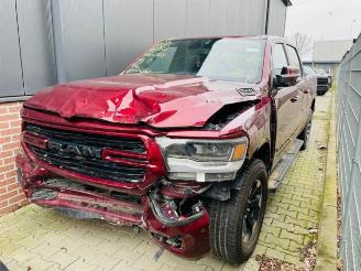 Vrakbiler auto Dodge Ram 1500 Crew Cab (DS), Pick-up, 2010 / 2018 5.7 Hemi V8 4x4 2019/0