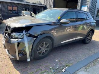 Vrakbiler auto Peugeot 2008 2008 (UD/UK/UR/US/UX), MPV, 2019 1.2 VTi 12V PureTech 130 2021/7