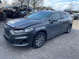Uttjänta bilar auto Ford Mondeo Mondeo V Wagon, Combi, 2014 / 2022 2.0 Hybrid 16V 2019/12