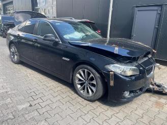 Vrakbiler auto BMW 5-serie 5 serie (F10), Sedan, 2009 / 2016 520d xDrive 16V 2016/0