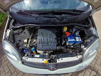 Fiat Panda 1.2 Lounge airco picture 8