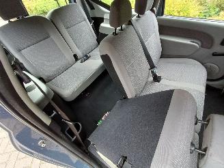 Dacia Logan MCV 1.6 Lauréate 7p. picture 8