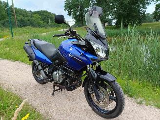 Suzuki V-Strom 650  picture 1